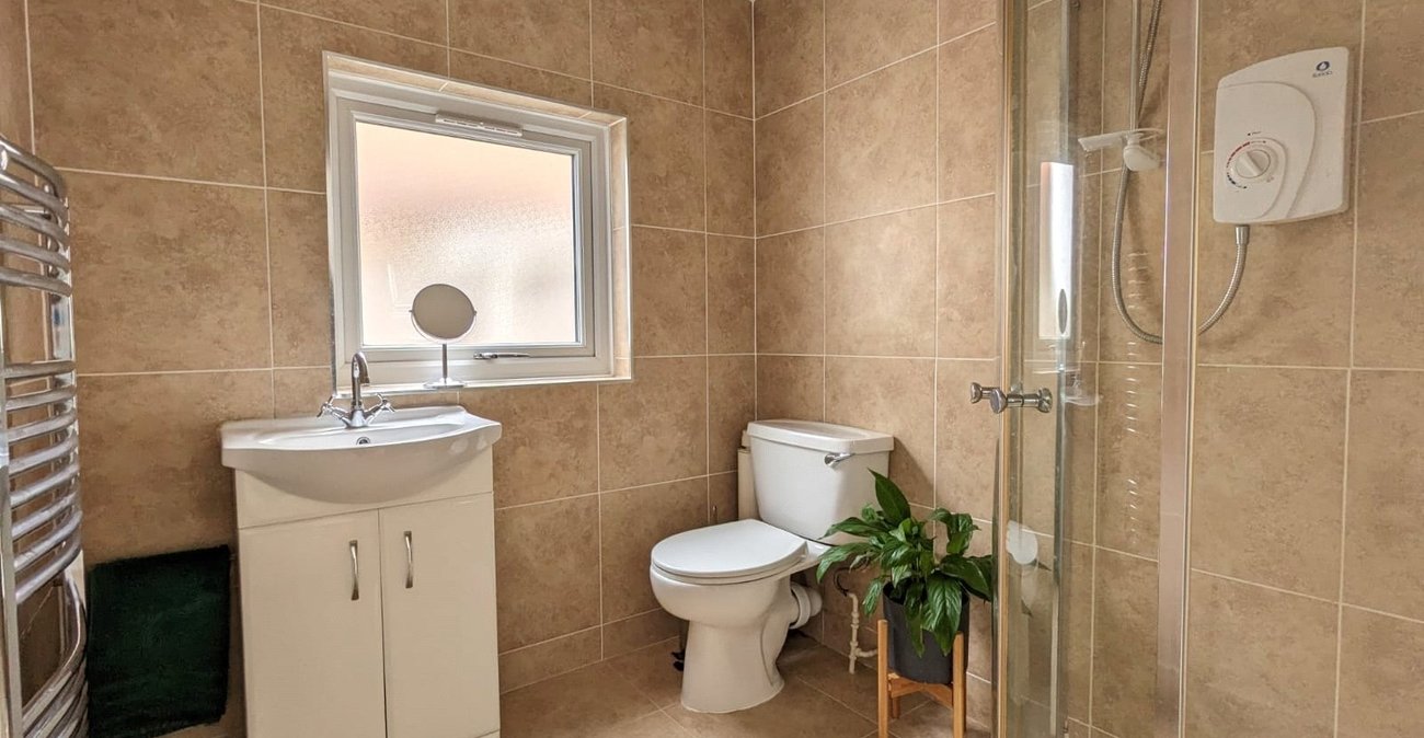 2 bedroom house for sale in Catford | Robinson Jackson