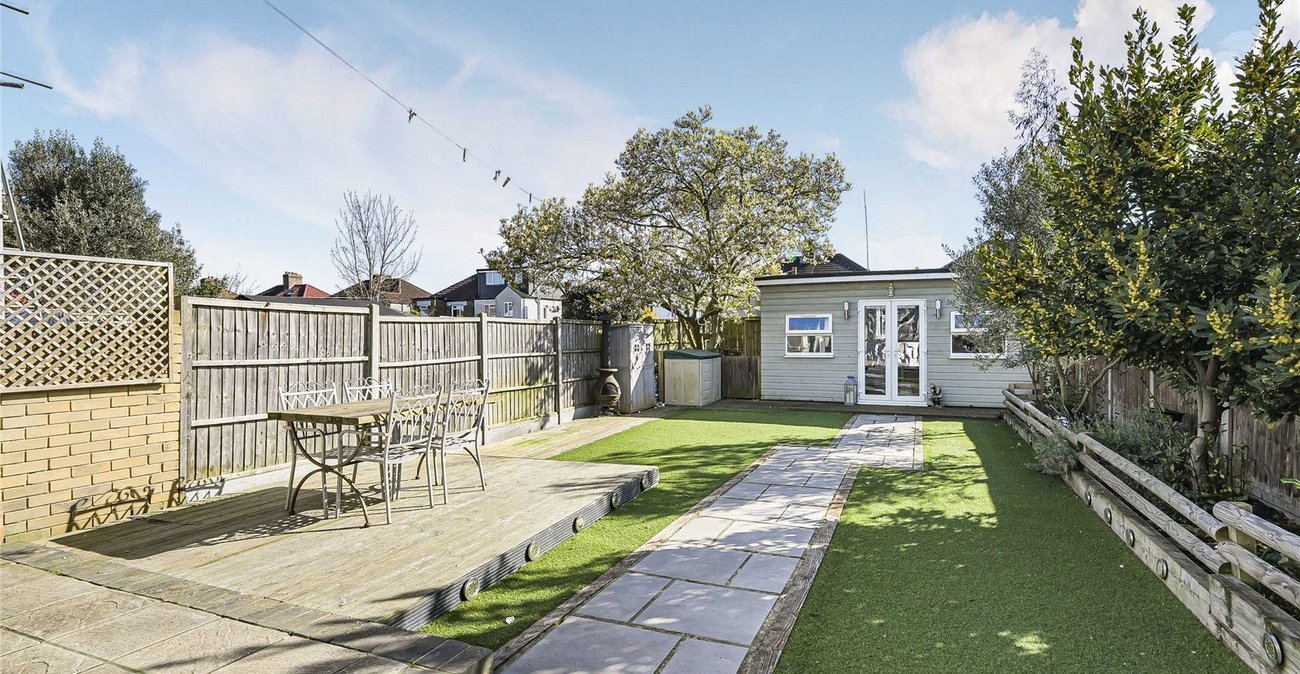 4 bedroom house for sale in Welling | Robinson Jackson