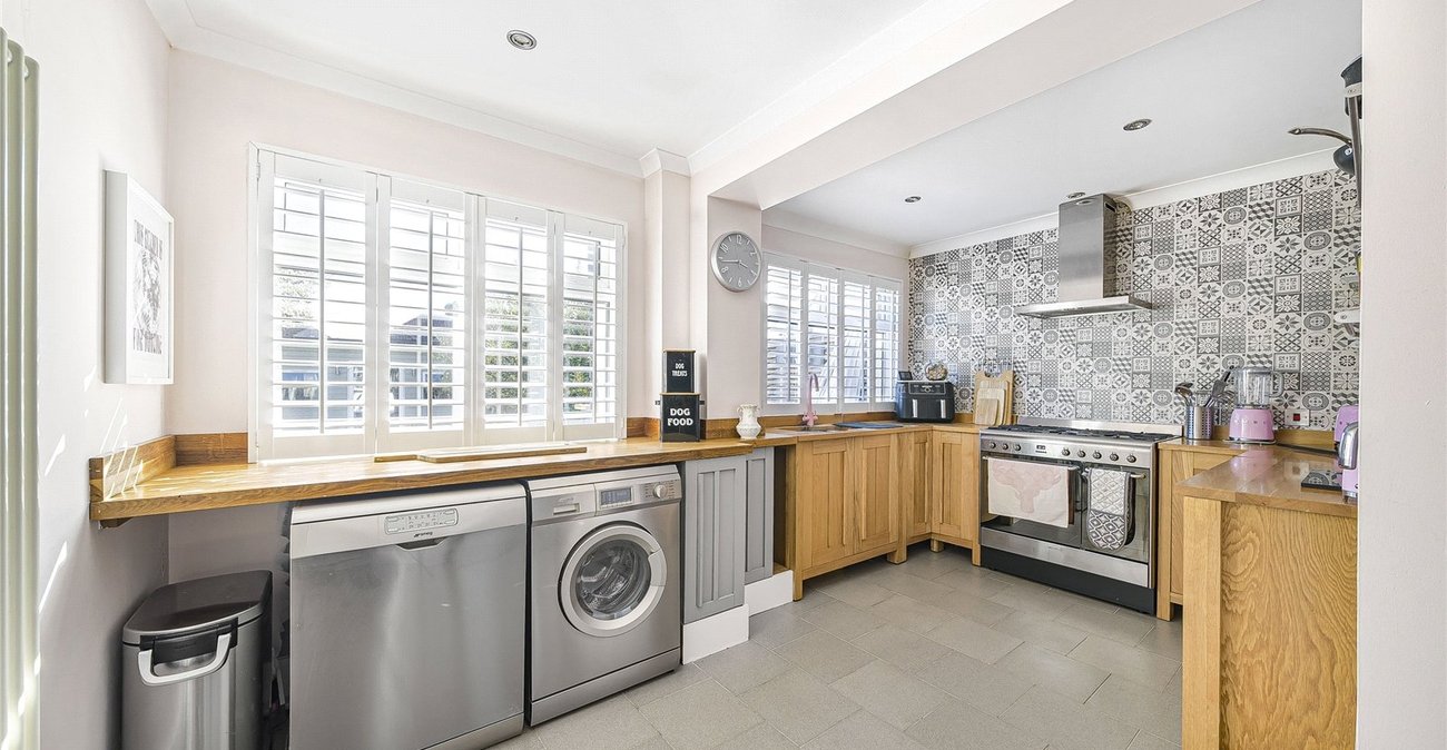 4 bedroom house for sale in Welling | Robinson Jackson