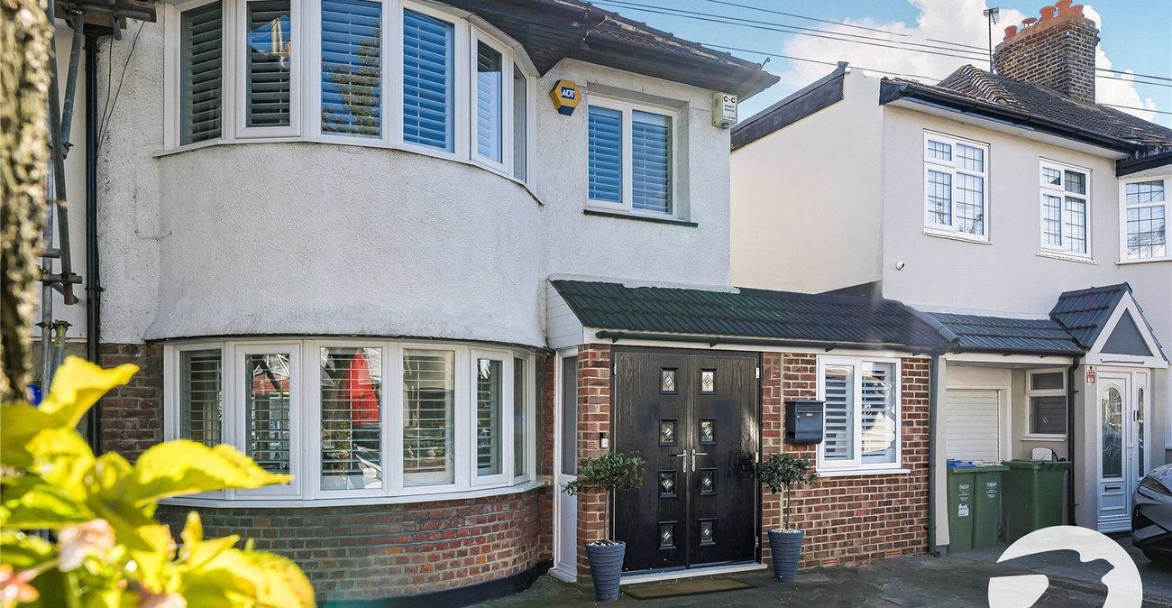 4 bedroom house for sale in Welling | Robinson Jackson