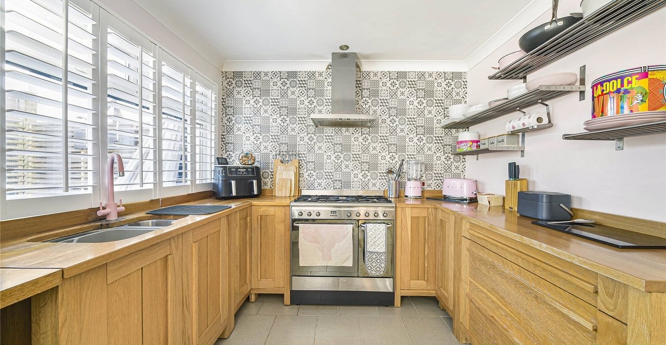 4 bedroom house for sale in Welling | Robinson Jackson