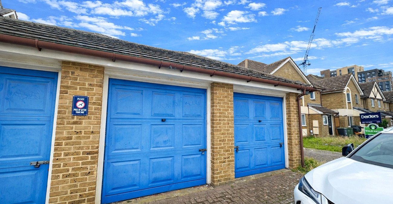 1 bedroom property for sale in London | Robinson Jackson