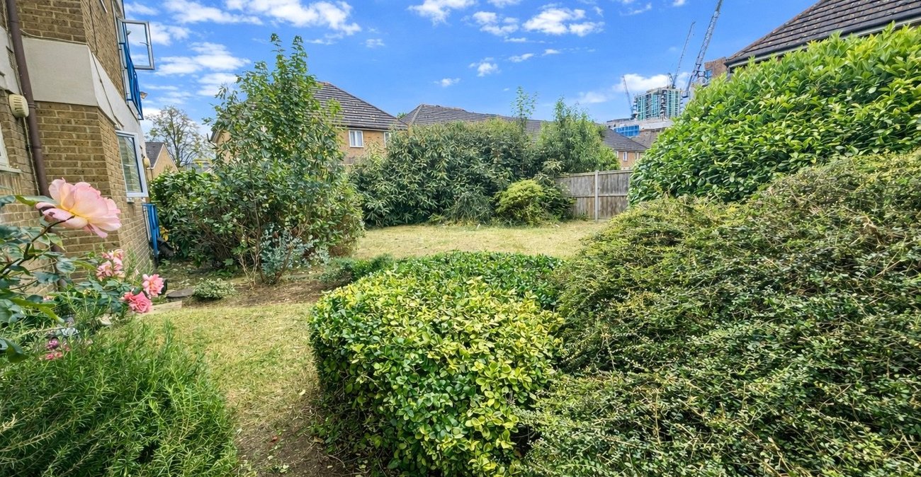 1 bedroom property for sale in London | Robinson Jackson