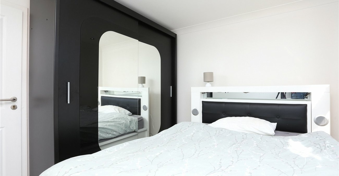 2 bedroom property for sale in Catford | Robinson Jackson