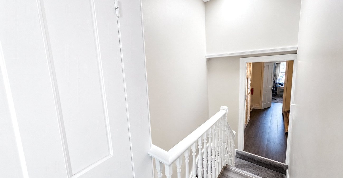 3 bedroom house for sale in Lewisham | Robinson Jackson