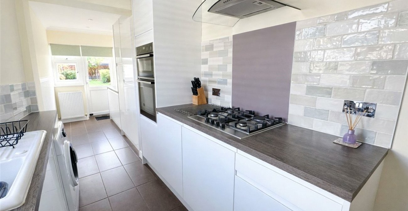 2 bedroom bungalow for sale in South Orpington | Robinson Jackson