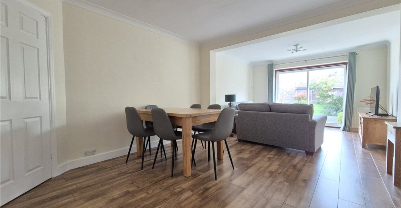 2 bedroom bungalow for sale in South Orpington | Robinson Jackson