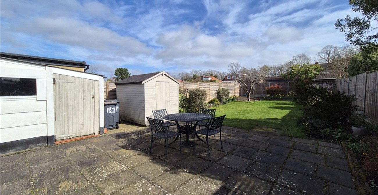 2 bedroom bungalow for sale in South Orpington | Robinson Jackson