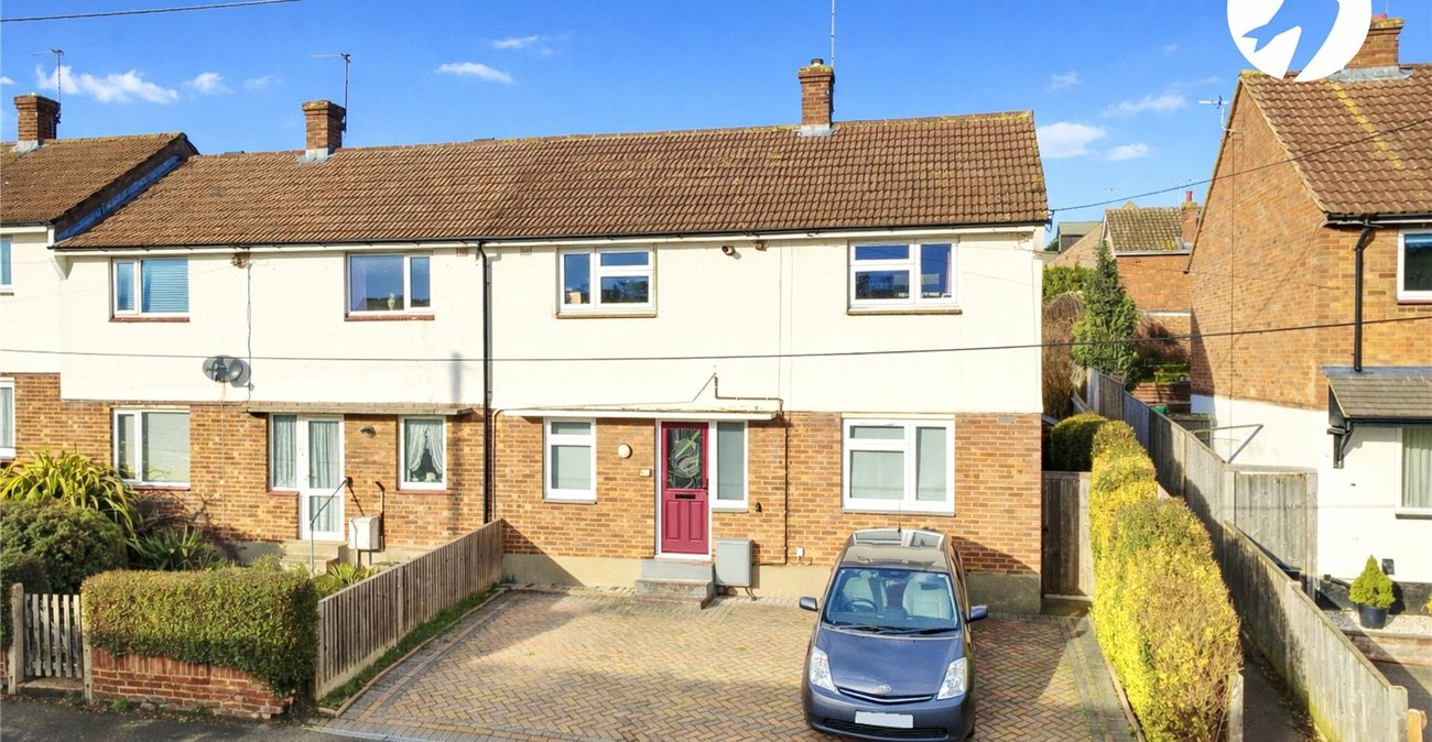 2 bedroom house for sale in Hextable | Robinson Jackson