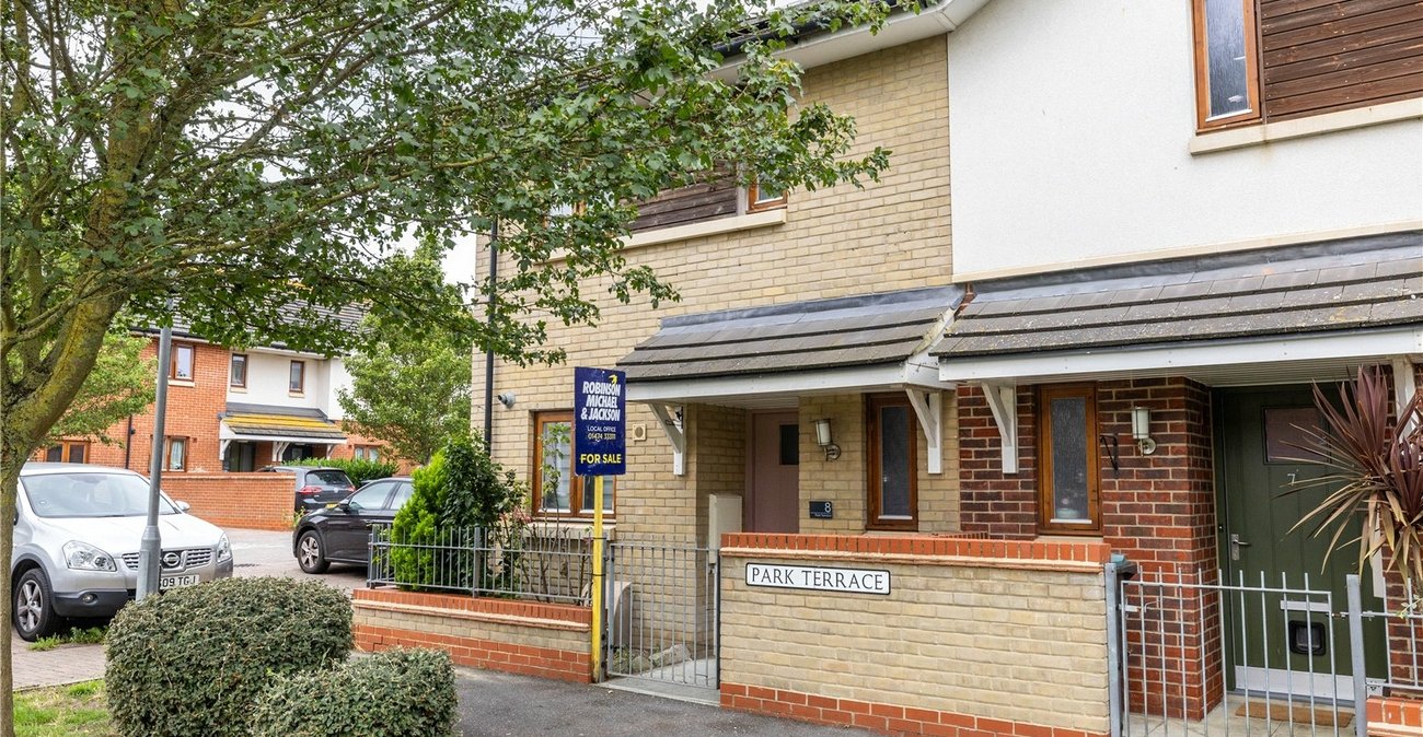 3 bedroom house for sale in Gravesend | Robinson Michael & Jackson