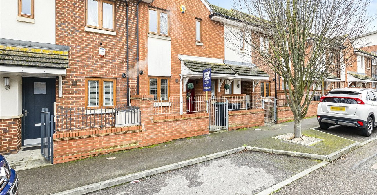 3 bedroom house for sale in Gravesend | Robinson Michael & Jackson