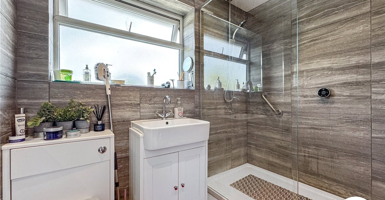 3 bedroom house for sale in Sittingbourne | Robinson Michael & Jackson