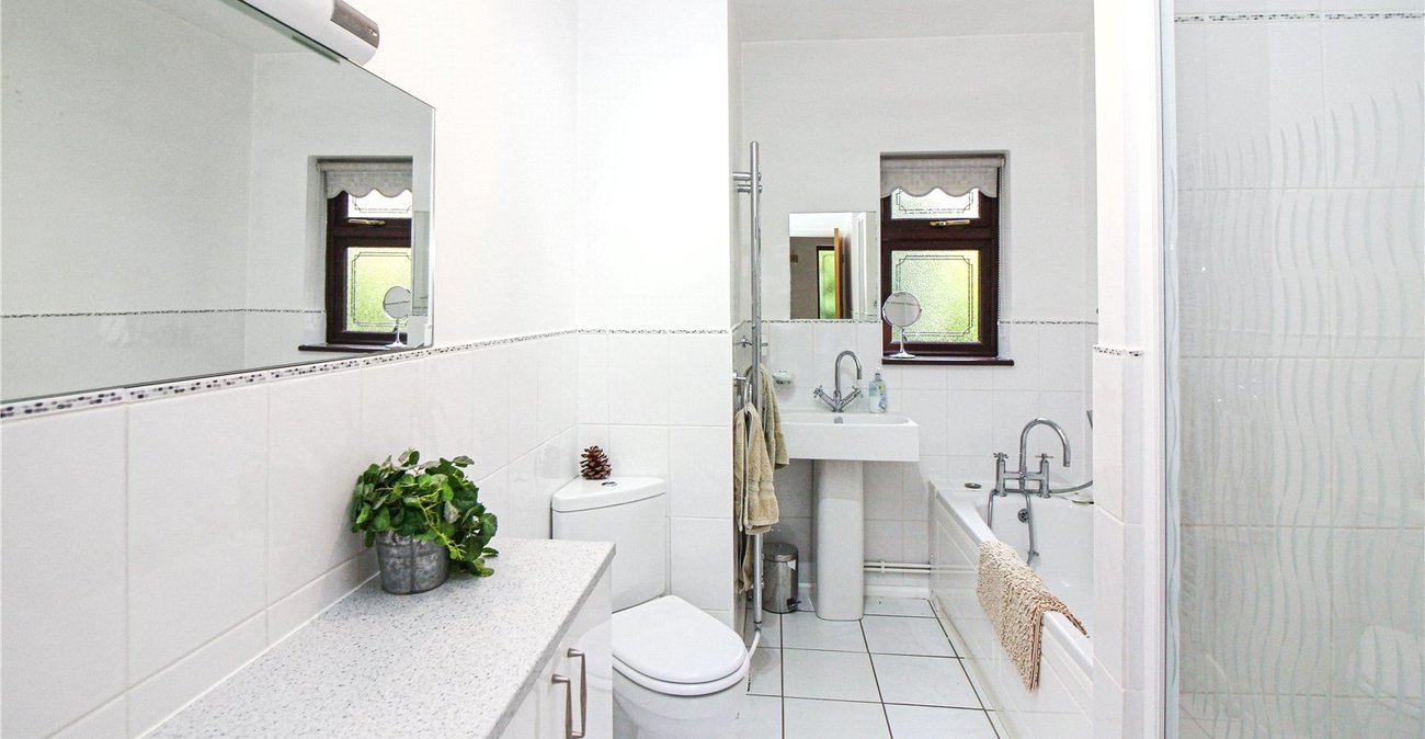 3 bedroom bungalow for sale in Walderslade | Robinson Michael & Jackson