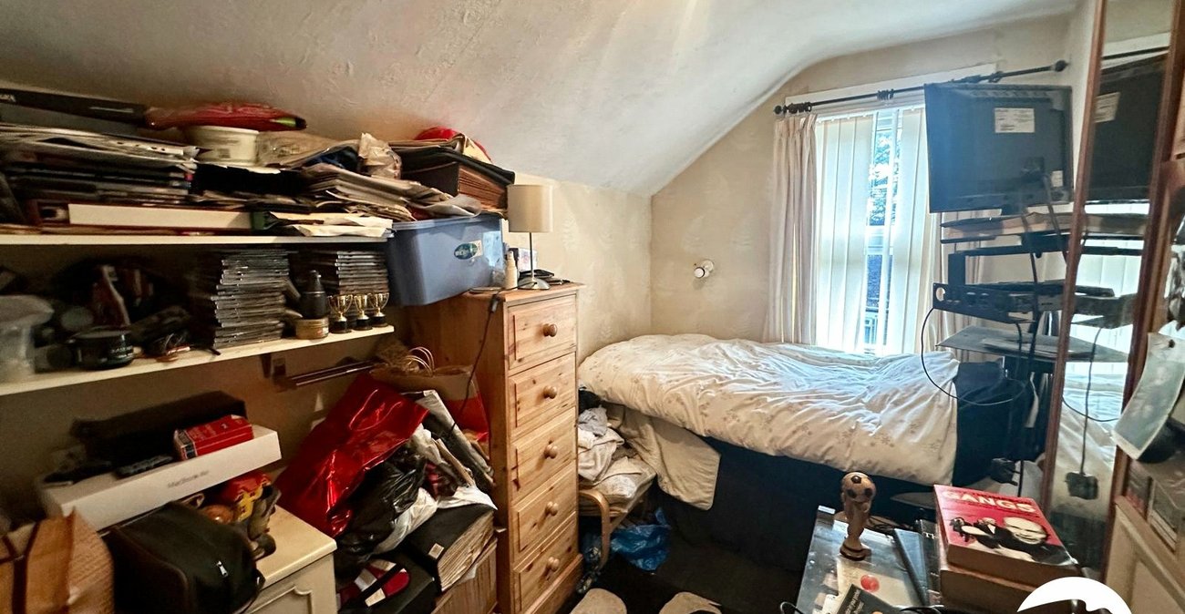 4 bedroom house for sale in London | Robinson Jackson