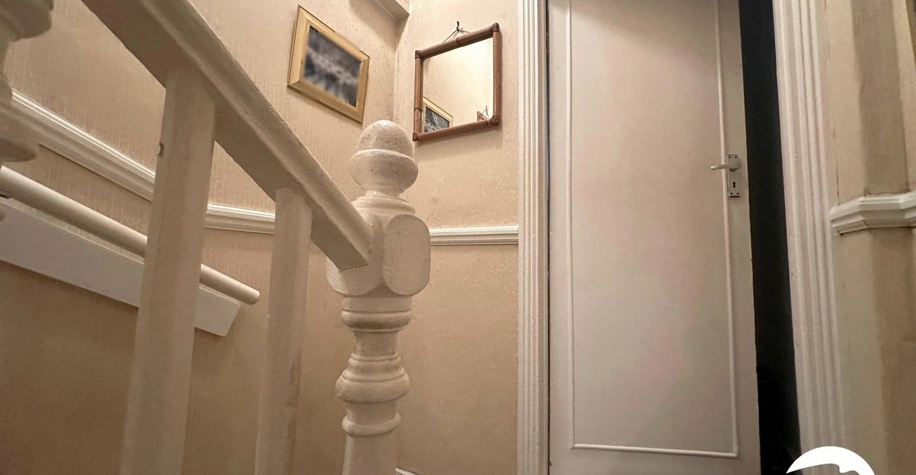 4 bedroom house for sale in London | Robinson Jackson