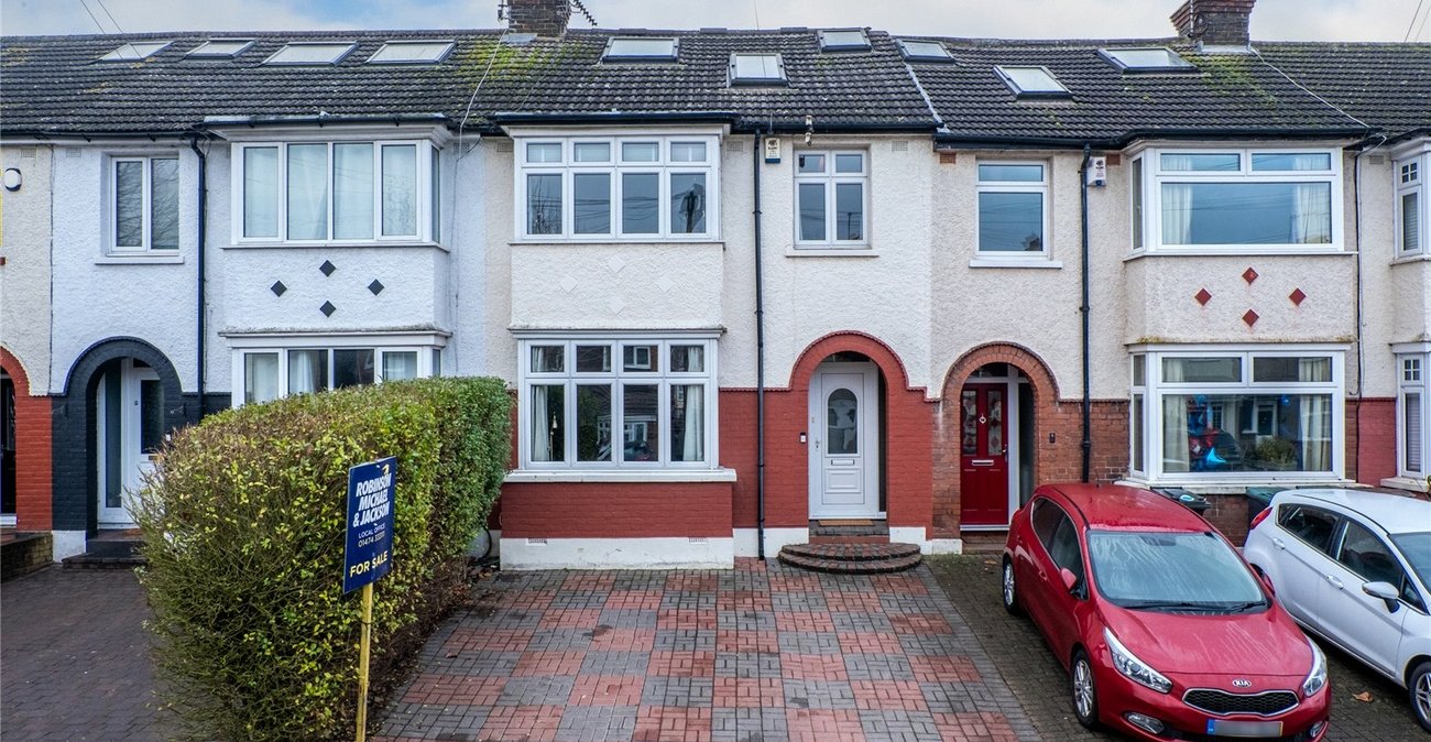 4 bedroom house for sale in Gravesend | Robinson Michael & Jackson