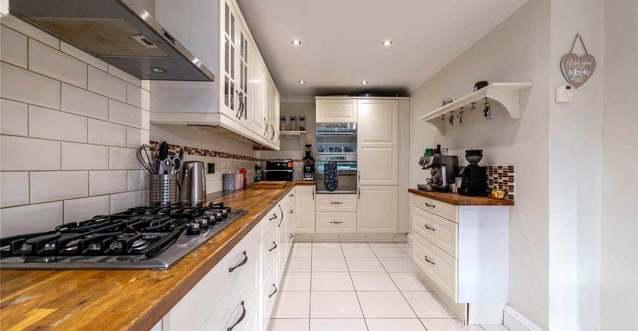 4 bedroom house for sale in Gravesend | Robinson Michael & Jackson