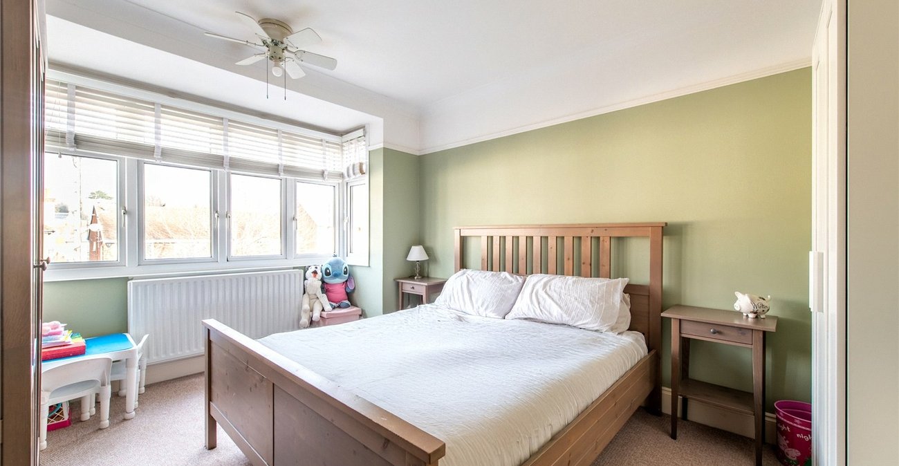 4 bedroom house for sale in Gravesend | Robinson Michael & Jackson