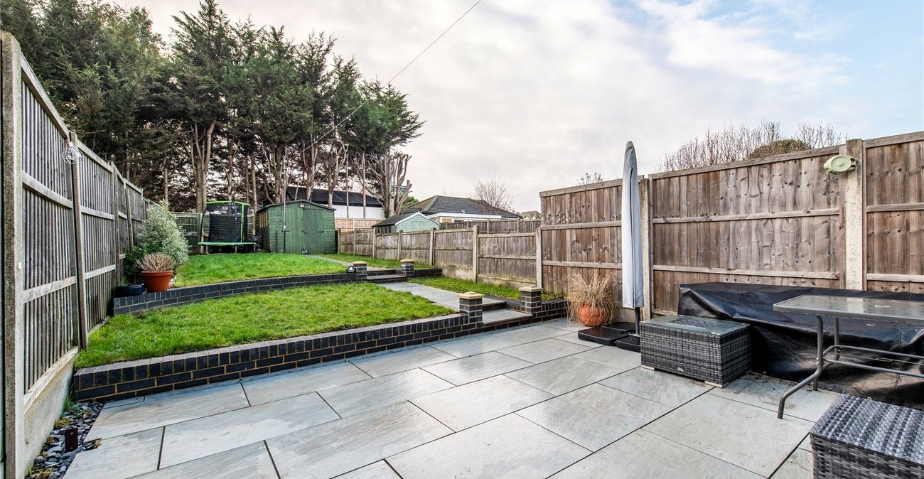 4 bedroom house for sale in Gravesend | Robinson Michael & Jackson