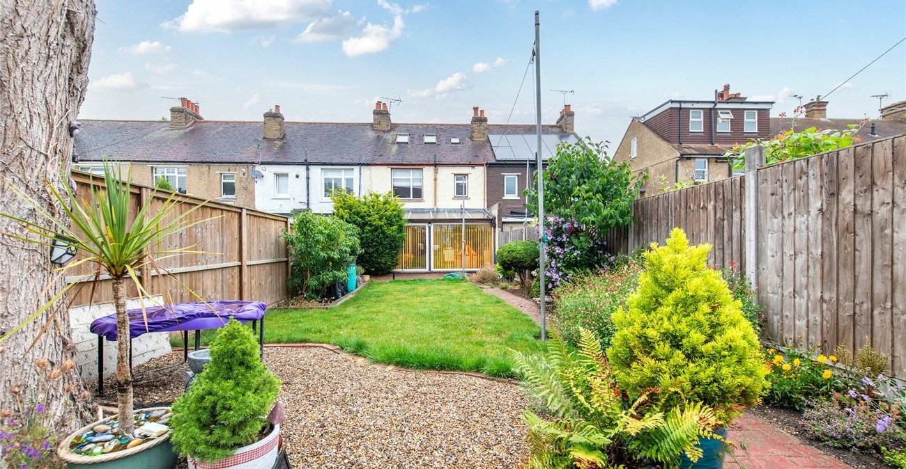 4 bedroom house for sale in Gravesend | Robinson Michael & Jackson