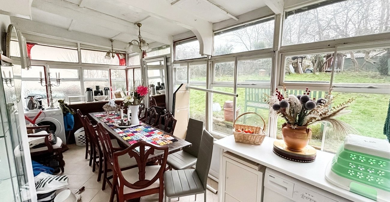 3 bedroom bungalow for sale in Bexley | Robinson Jackson