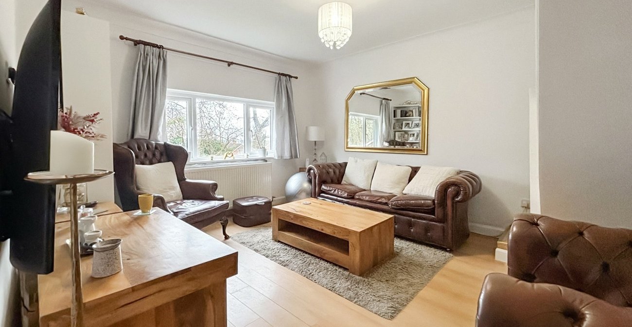 3 bedroom bungalow for sale in Bexley | Robinson Jackson