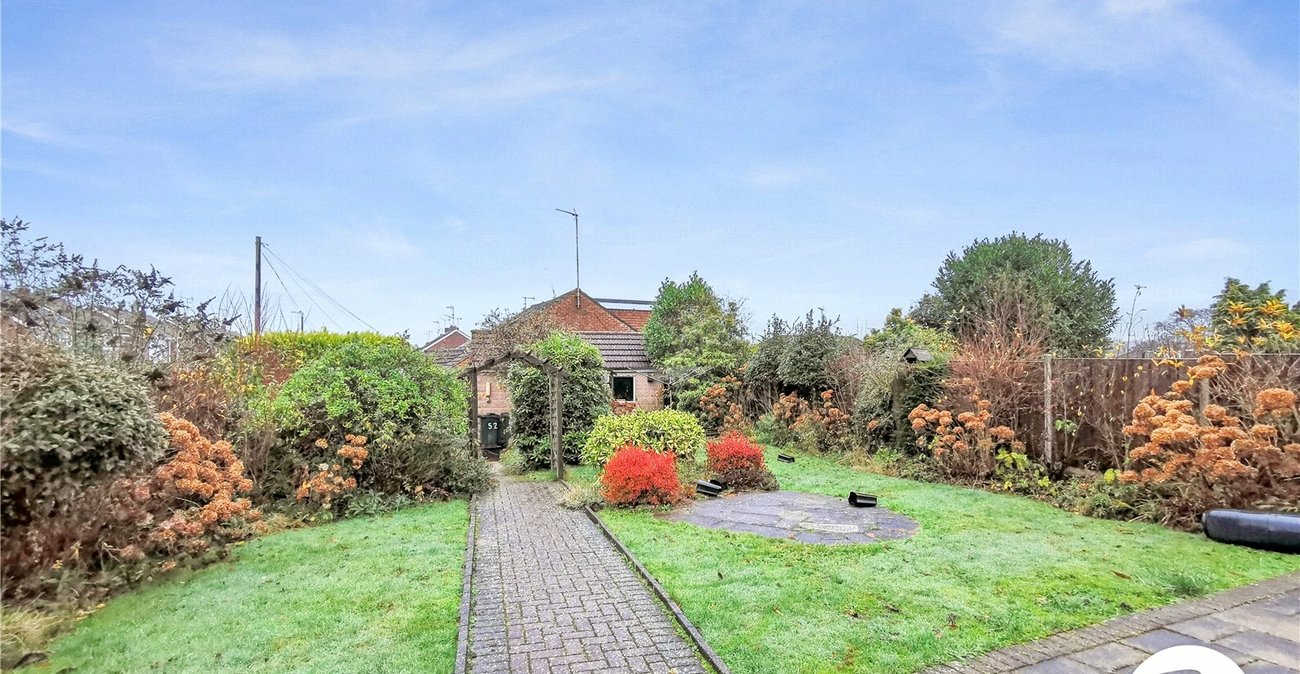 3 bedroom bungalow for sale in Dartford | Robinson Jackson