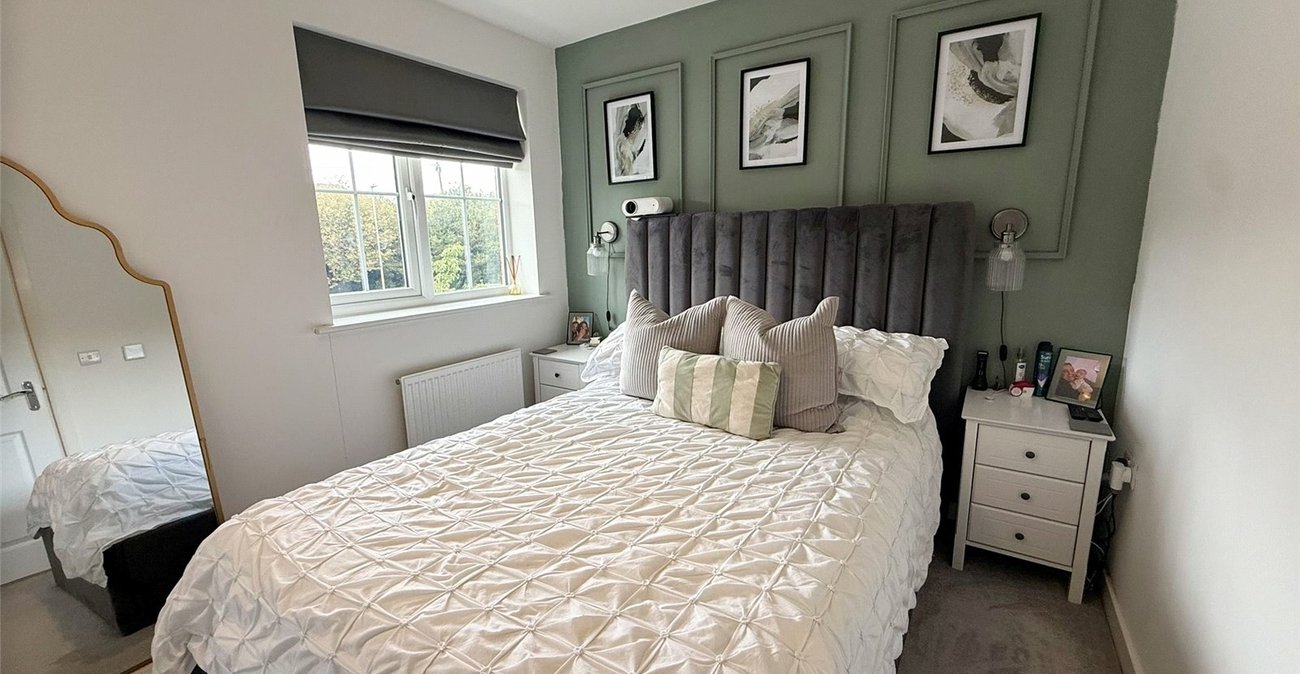 2 bedroom house for sale in Gravesend | Robinson Michael & Jackson