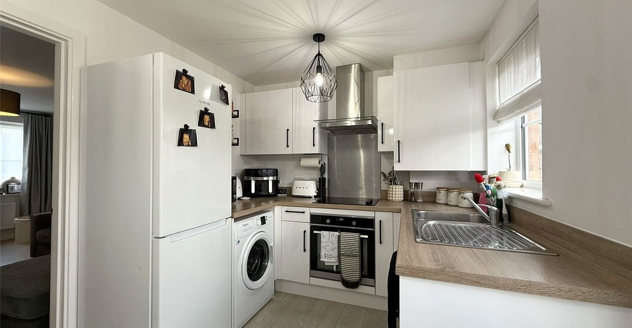 2 bedroom house for sale in Gravesend | Robinson Michael & Jackson