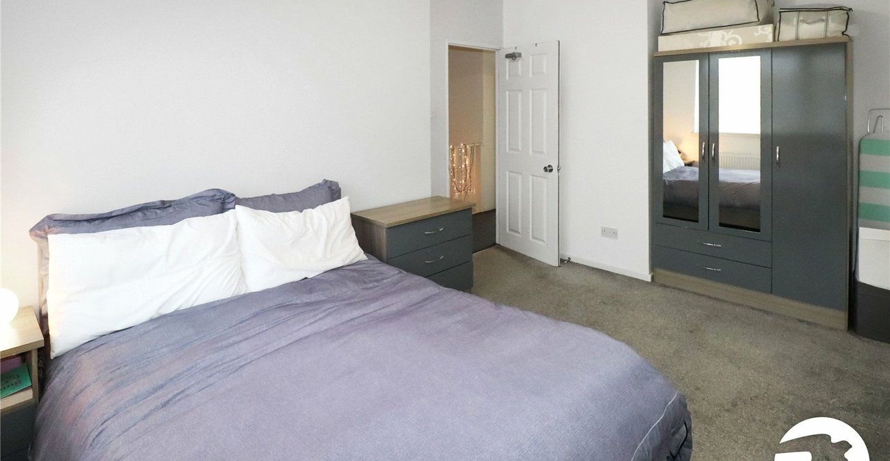 3 bedroom house for sale in Abbey Wood | Robinson Jackson