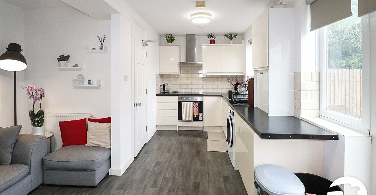 3 bedroom house for sale in Abbey Wood | Robinson Jackson