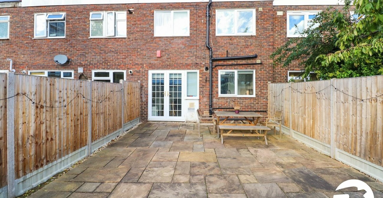 3 bedroom house for sale in Abbey Wood | Robinson Jackson