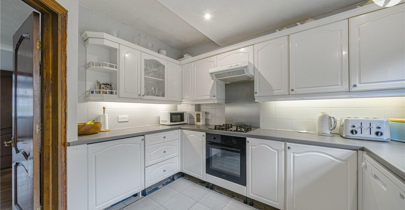 3 bedroom house for sale in West Dartford | Robinson Jackson