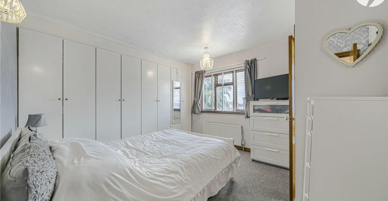 3 bedroom house for sale in West Dartford | Robinson Jackson