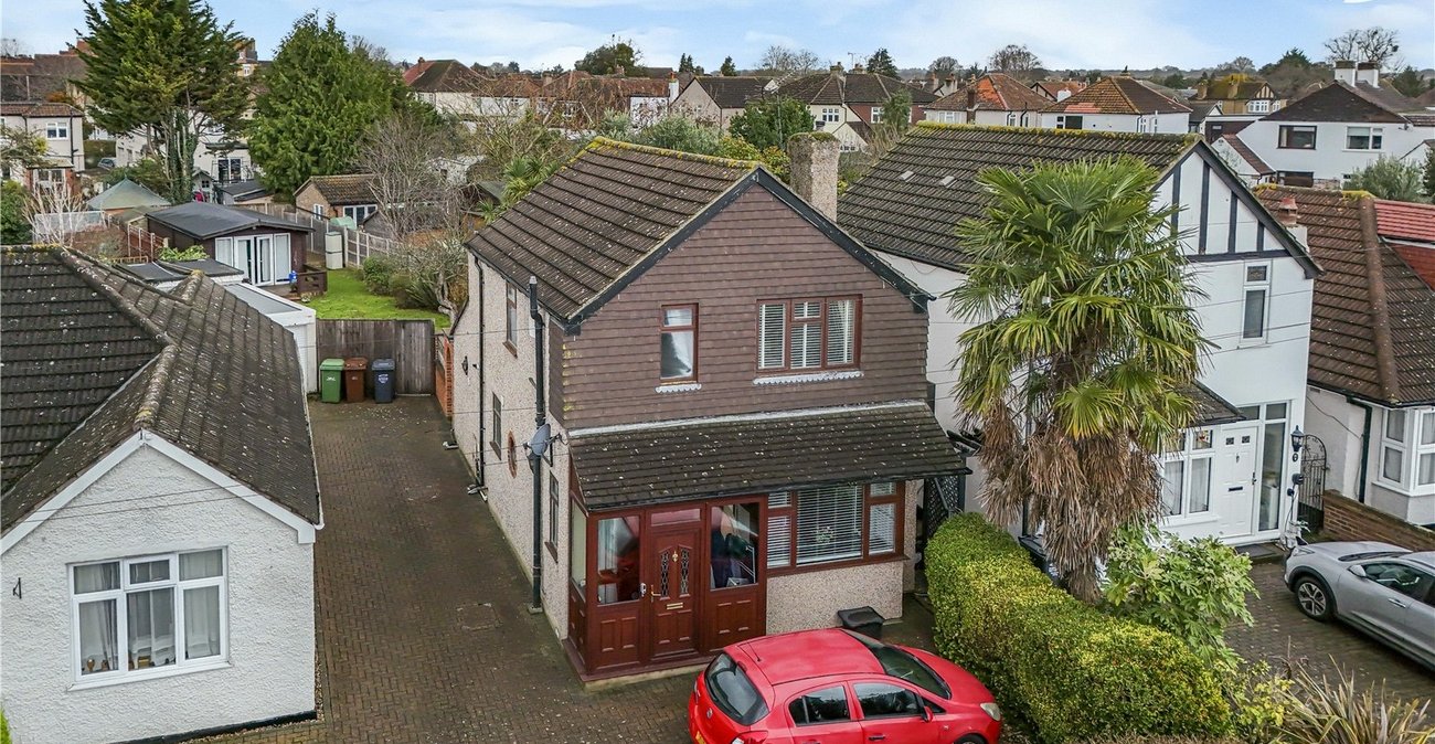 3 bedroom house for sale in West Dartford | Robinson Jackson