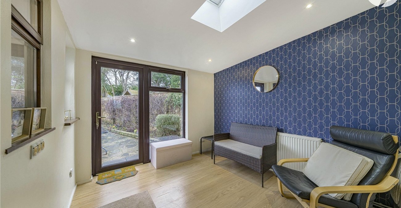 3 bedroom house for sale in West Dartford | Robinson Jackson