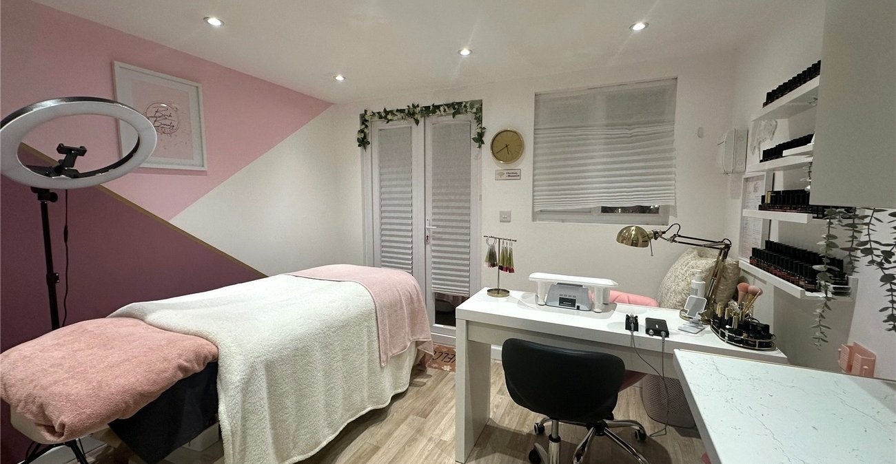 2 bedroom house for sale in Princes Park | Robinson Michael & Jackson