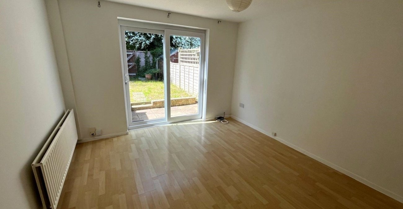 2 bedroom house for sale in Walderslade | Robinson Michael & Jackson