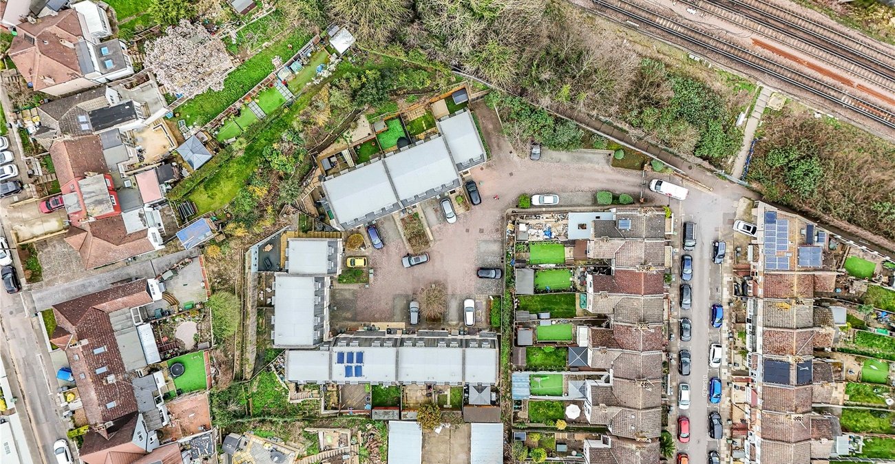 4 bedroom house for sale in Dartford | Robinson Jackson