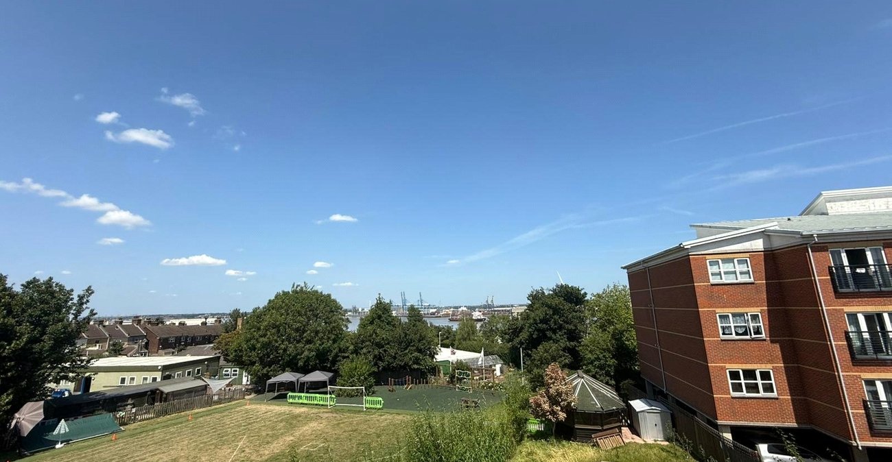 2 bedroom property for sale in South Lawns | Robinson Michael & Jackson