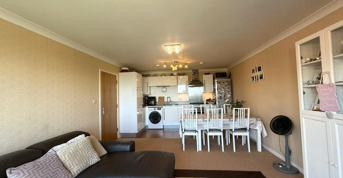 2 bedroom property for sale in South Lawns | Robinson Michael & Jackson