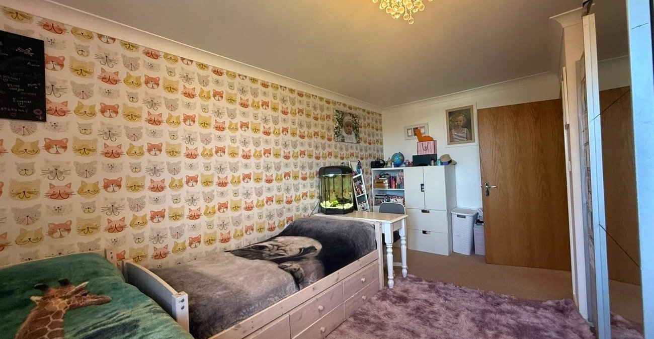 2 bedroom property for sale in South Lawns | Robinson Michael & Jackson