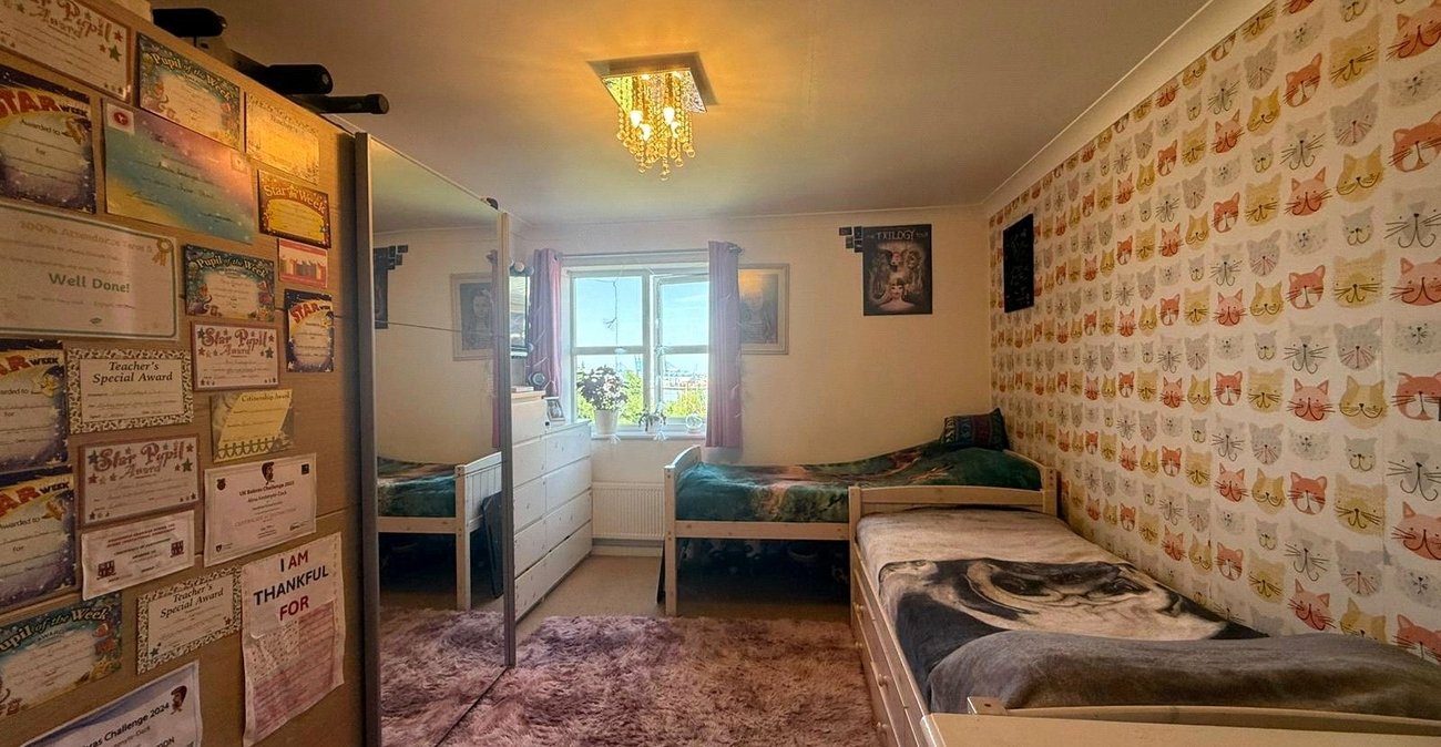 2 bedroom property for sale in South Lawns | Robinson Michael & Jackson