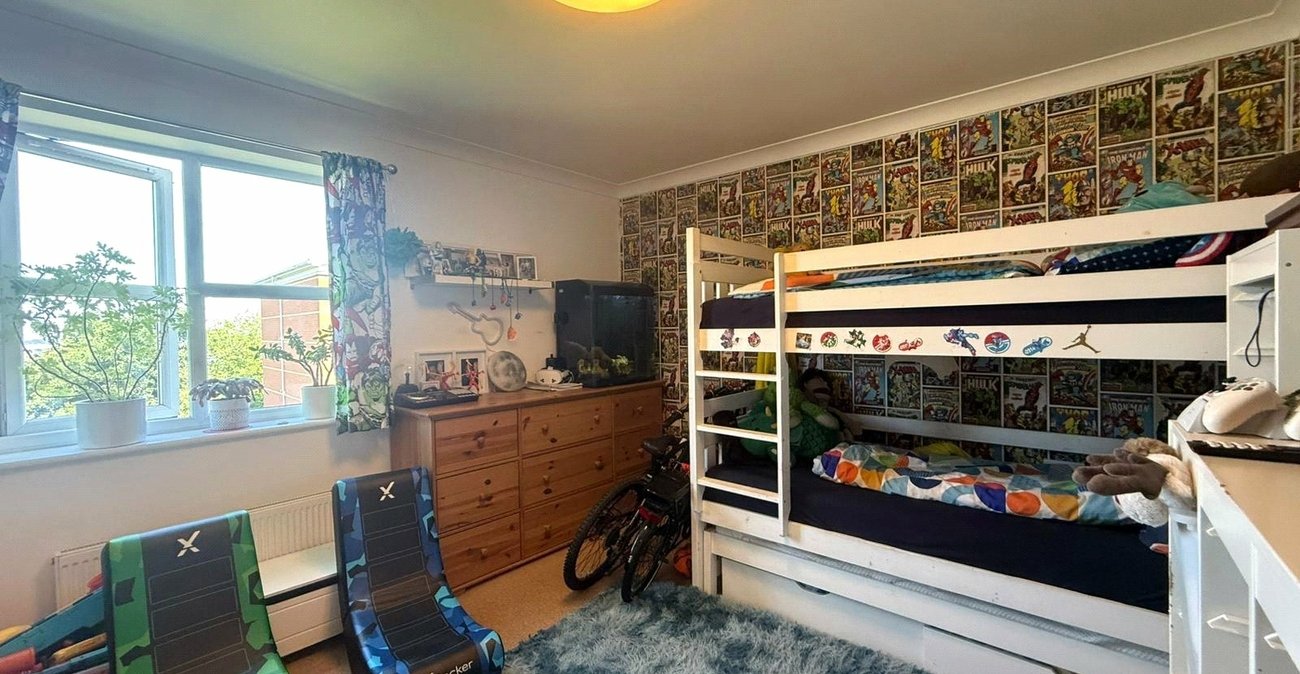 2 bedroom property for sale in South Lawns | Robinson Michael & Jackson