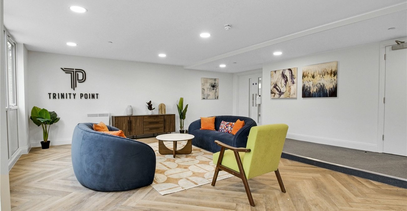 1 bedroom property for sale in New Road | Robinson Michael & Jackson