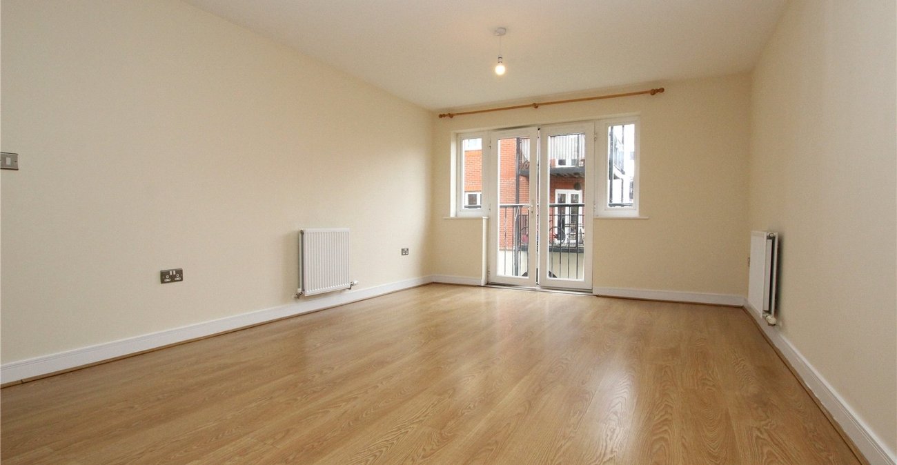 1 bedroom property for sale in Pettacre Close | Robinson Jackson
