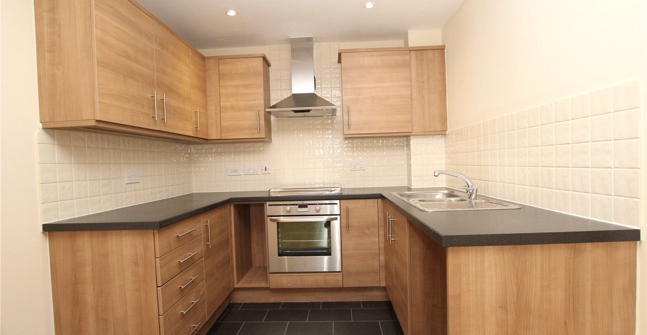 1 bedroom property for sale in Pettacre Close | Robinson Jackson