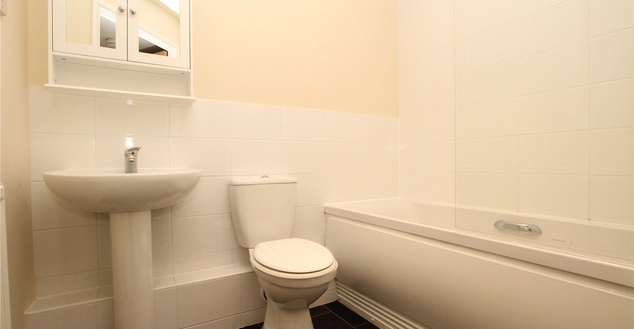 1 bedroom property for sale in Pettacre Close | Robinson Jackson