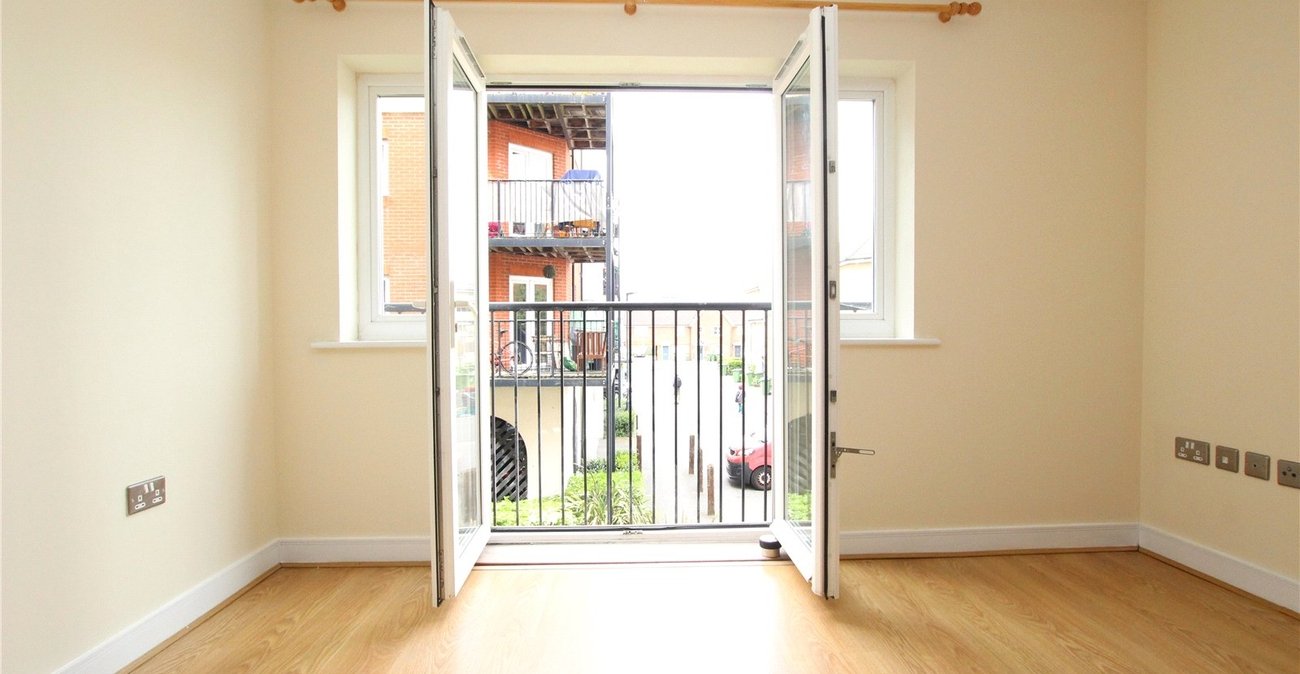 1 bedroom property for sale in Pettacre Close | Robinson Jackson