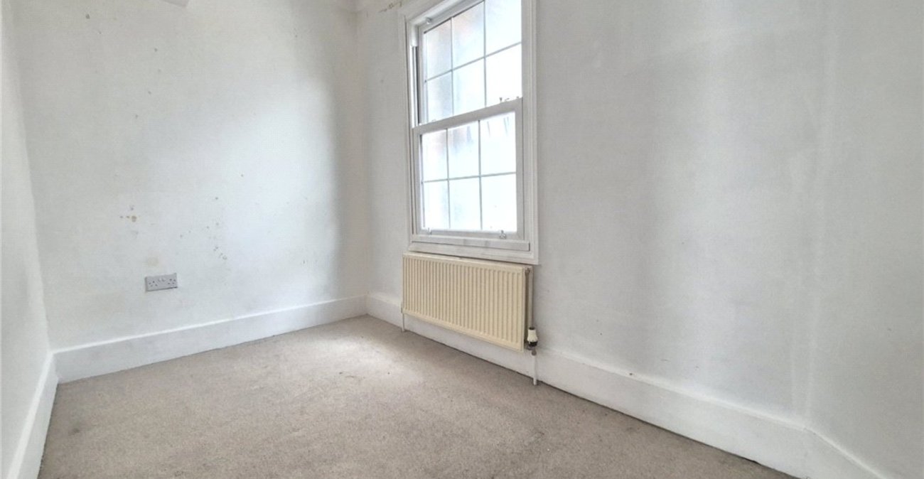4 bedroom property for sale in High Street | Robinson Jackson